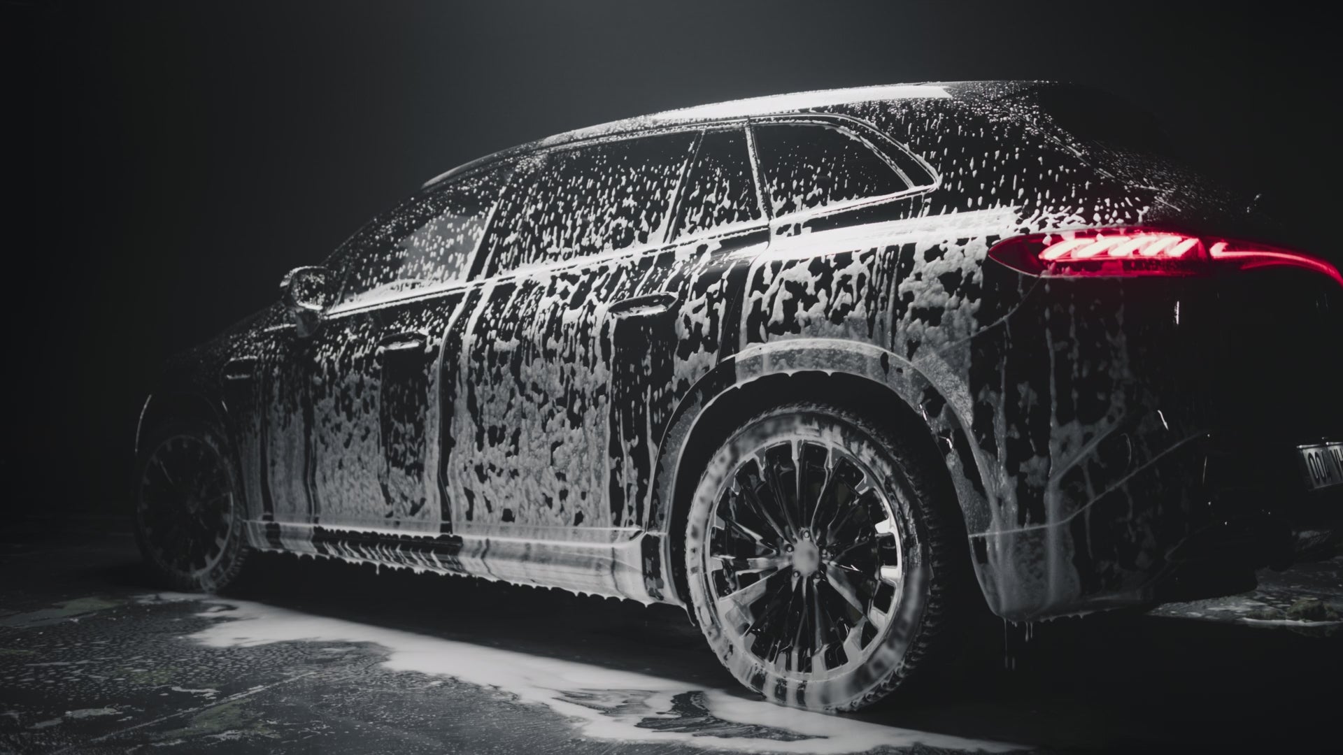 Load video: GOLD COAST CAR DETAILING MOBILE OR IN-STUDIO